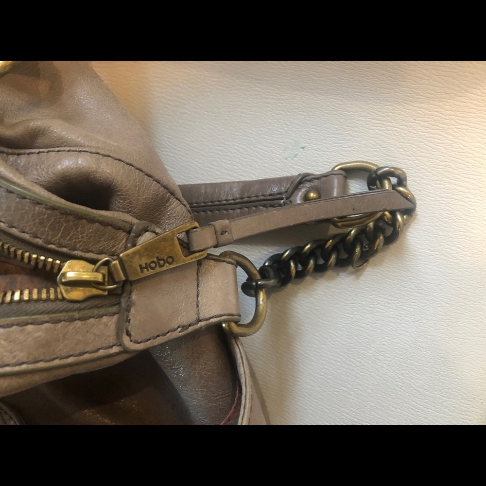 Purse - Picture 3 of 3